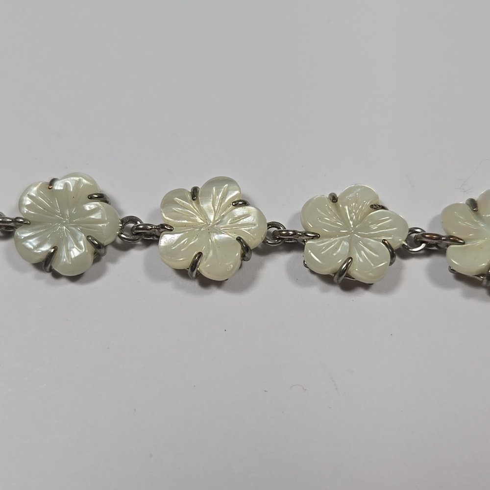 Vintage Carved Mother of Pearl Shell Plumeria Flower Link Bracelet - Picture 9 of 11